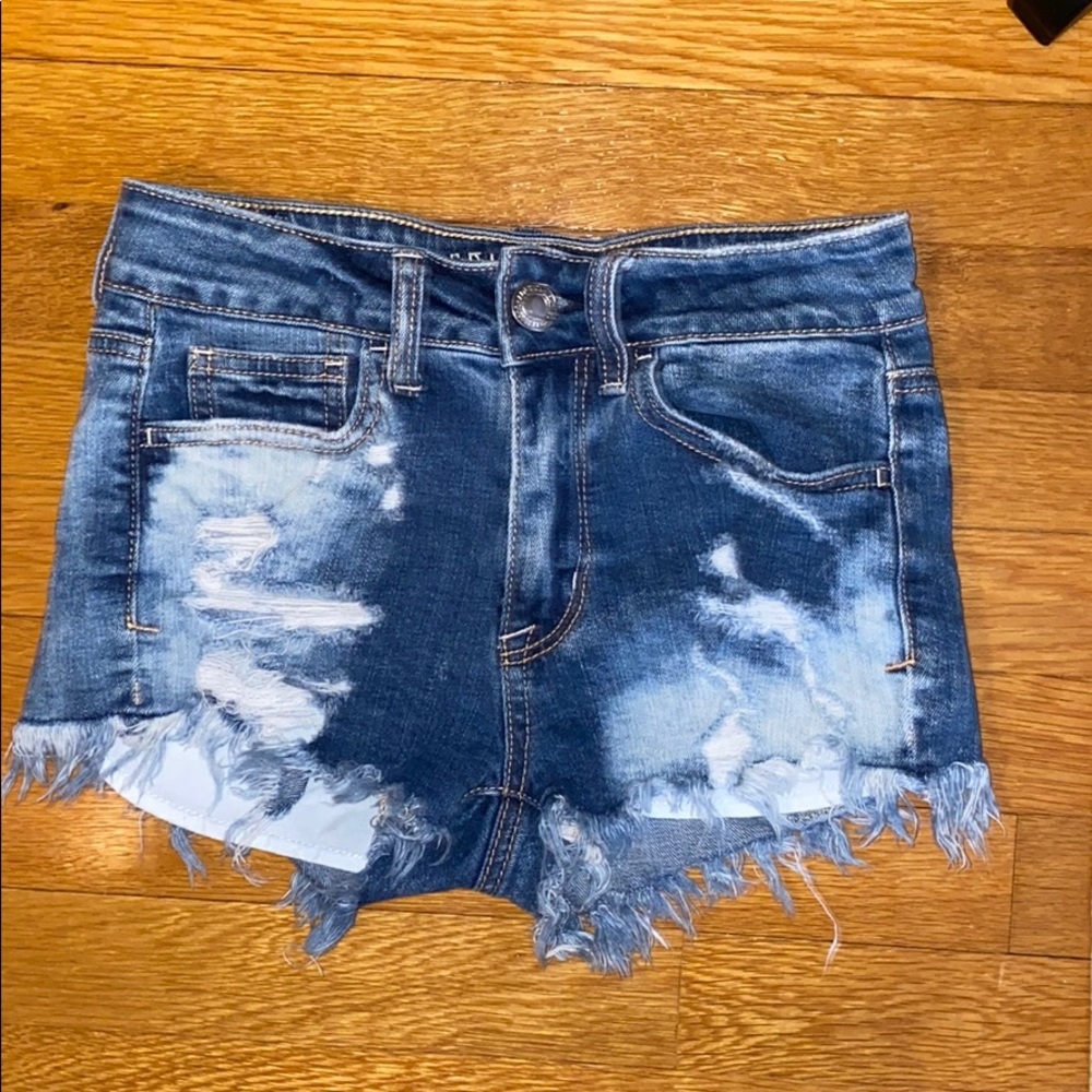 American Eagle ripped jean shorts